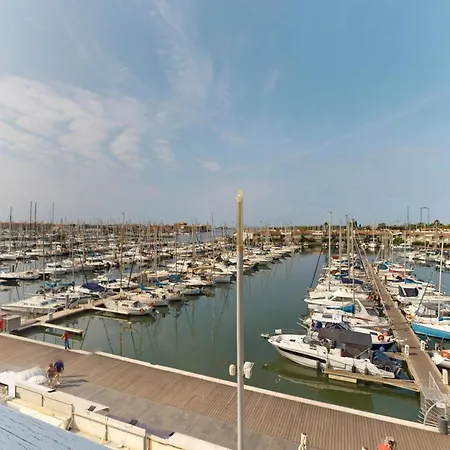 Magnifique Avec Vue Exceptionnelle Sur Le Port , Dernier étage Terrasse Parking Agde