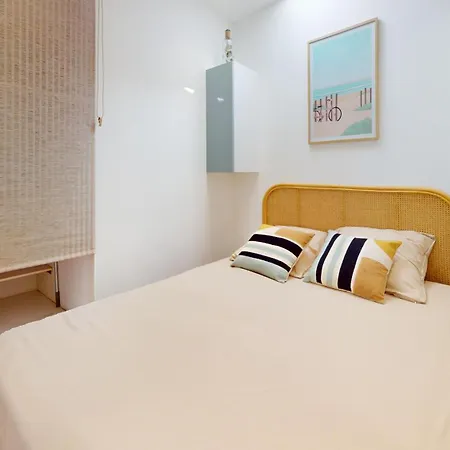 Magnifique Avec Vue Exceptionnelle Sur Le Port , Dernier Etage Terrasse Parking Appartement *